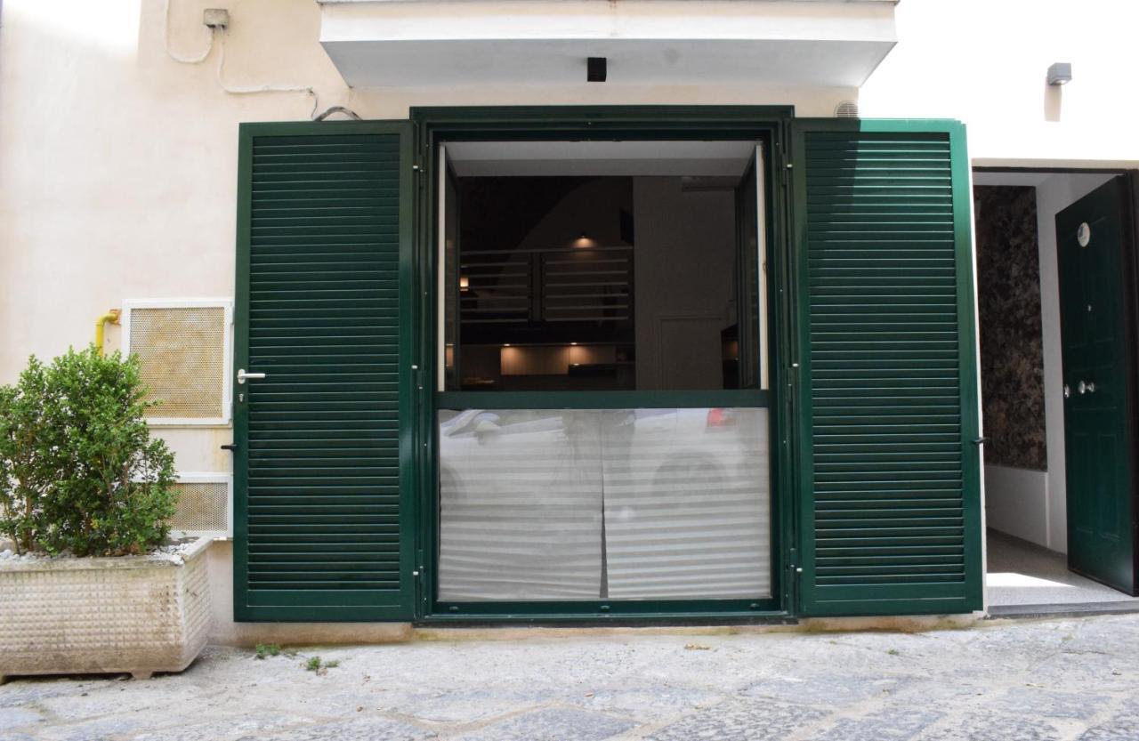 Ninfa Marina, Open Space Fronte Spiaggia Vietri sul Mare Exterior photo